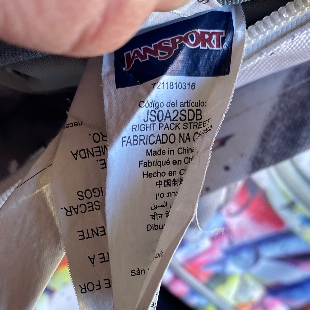 JanSport Big Student Art aPrint Backpack leather bottom. Large pockets - Picture 8 of 10
